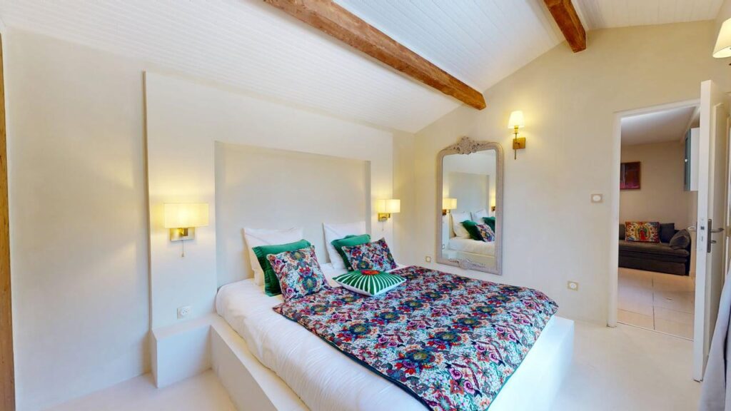 Mas-De-Paz-Gite-des-Salins_5