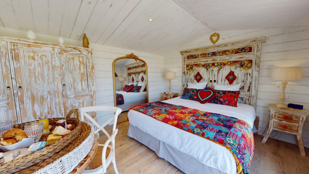 Mas-De-Paz-Lodge-Sainte-Sara_5