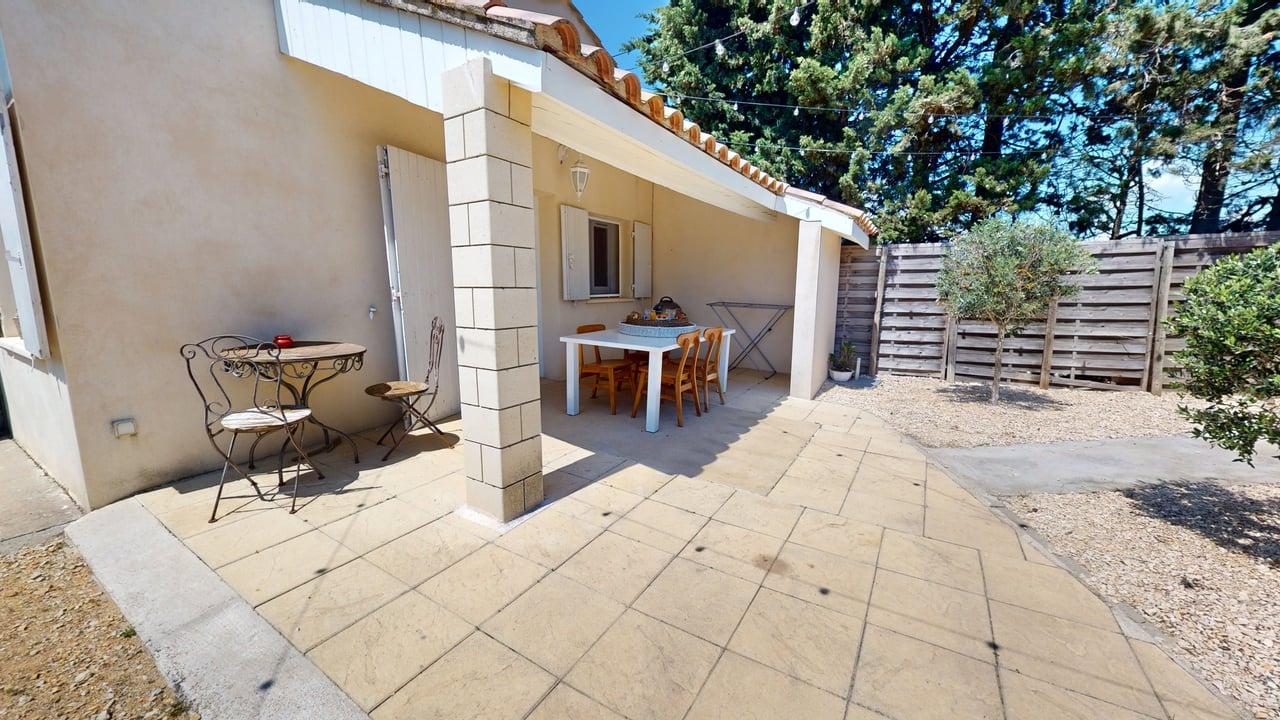 Mas-De-Paz-exterieur-gite-des-pecheurs-2